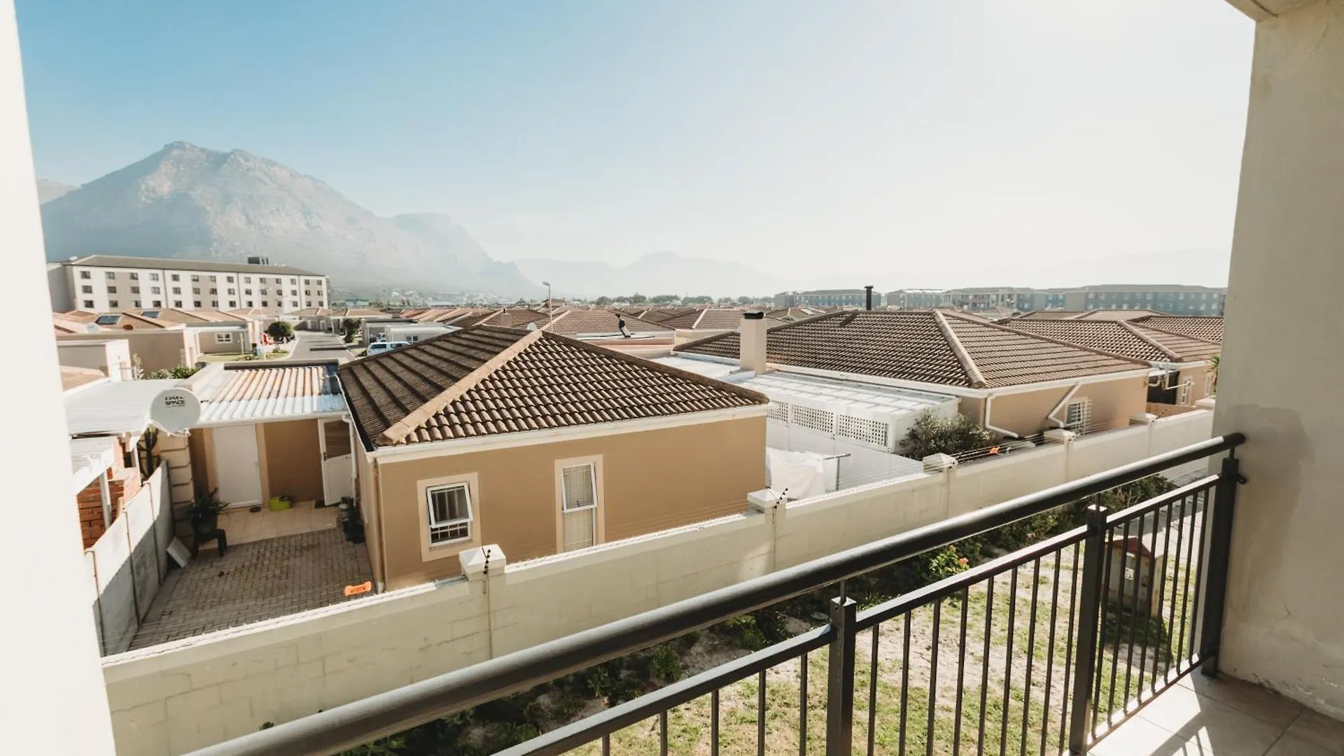 Muizi Hideaway Apartment Muizenberg