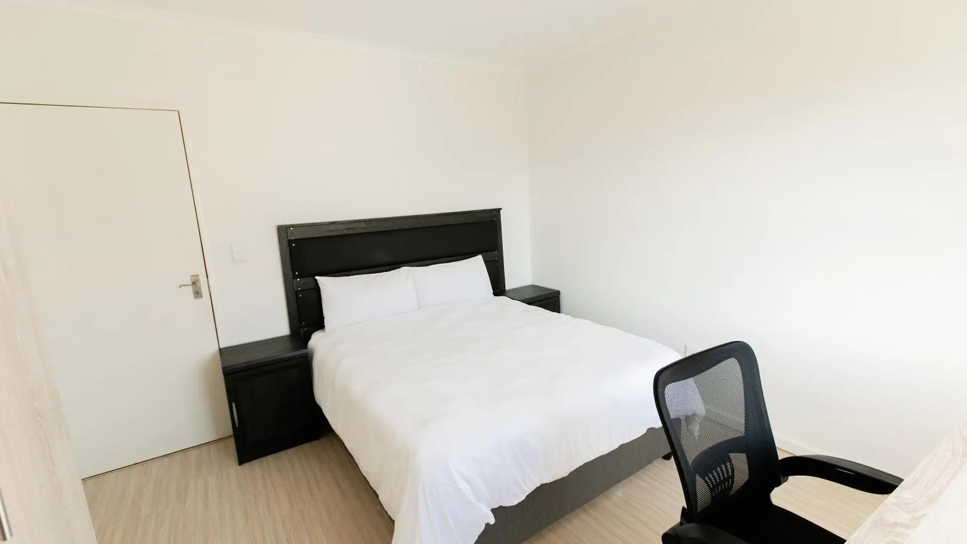 Muizi Hideaway Apartment Muizenberg South Africa